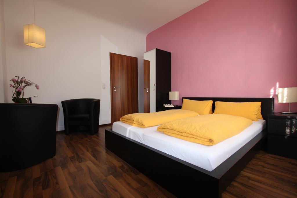 Stadthotel Kleiner Berg FDH Esterno foto