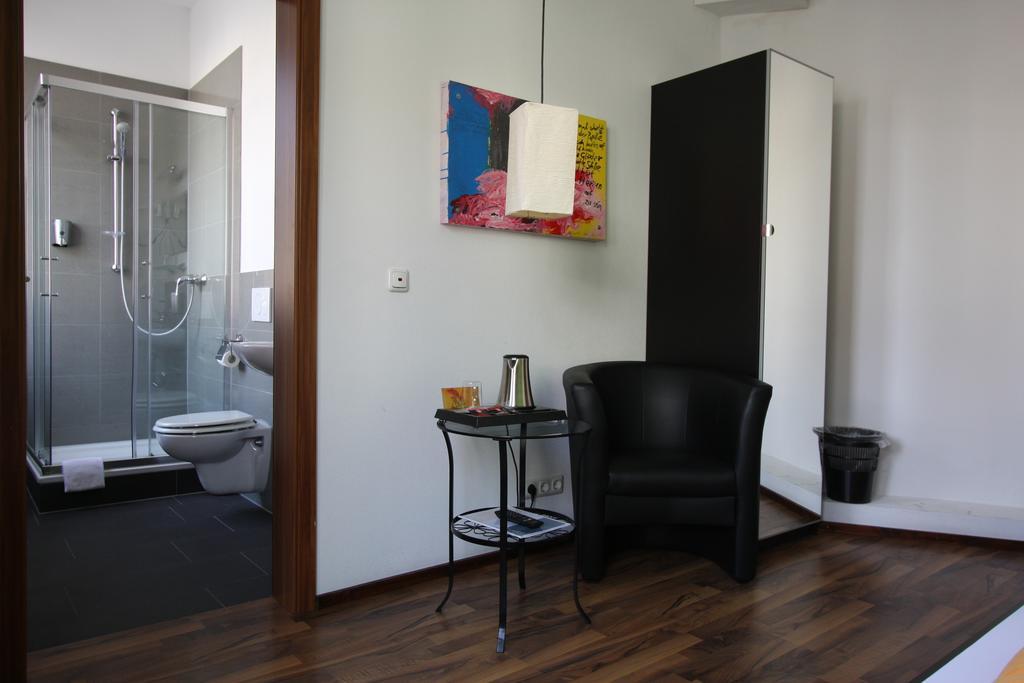 Stadthotel Kleiner Berg FDH Esterno foto