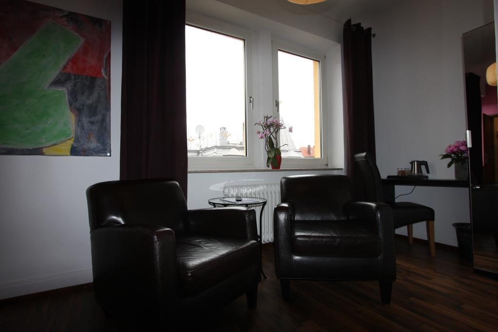 Stadthotel Kleiner Berg FDH Esterno foto
